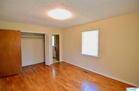504 Riverview Dr E, Gadsden, AL 35903 photo 9