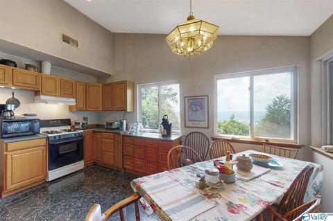 262 Cloud Base Rd, Gurley, AL 35748 photo 9