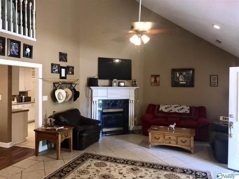 78 Sims St, Trinity, AL 35673 photo 4