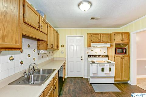 269 S Seneca Dr, Trinity, AL 35673 photo 10