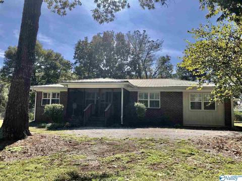 4635 Cornwall Dr, Cedar Bluff, AL 35959 photo 1