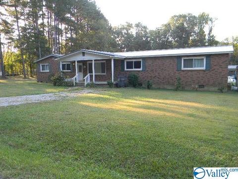 543 Thomas Rd, Laceys Spring, AL 35754 photo 3