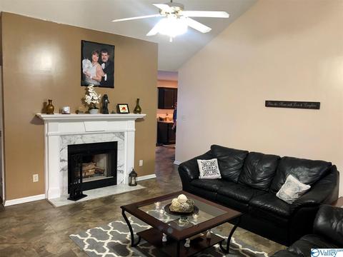 2055 Keenum Dr, Southside, AL 35907 photo 2