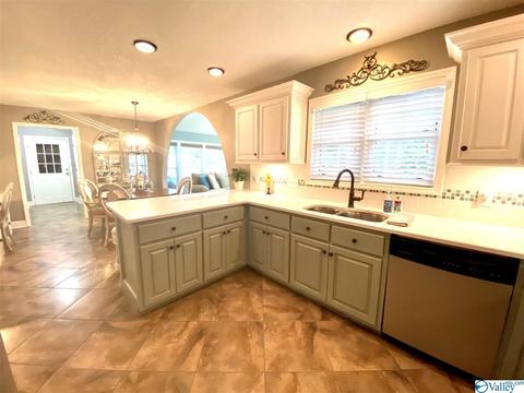 335 Ray St, Centre, AL 35960 photo 7