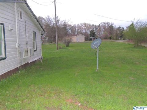 105 Robert St, Centre, AL 35960 photo 4