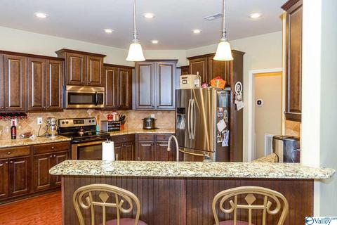 125 Maplebrook Dr, Madison, AL 35756 photo 3