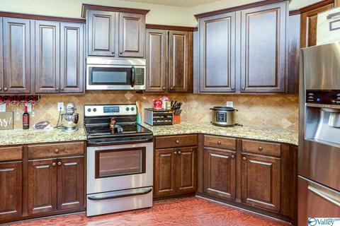 125 Maplebrook Dr, Madison, AL 35756 photo 4