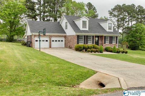 18 High St, Trinity, AL 35673 photo 2