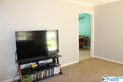 654 Ruby Johnson Dr, Scottsboro, AL 35769 photo 12