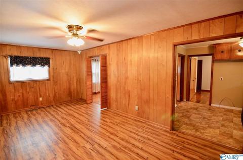 105 Wright Cir, Gadsden, AL 35901 photo 4