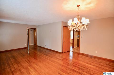 105 Wright Cir, Gadsden, AL 35901 photo 3