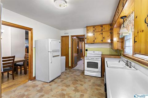 503 Coman St, Athens, AL 35611 photo 10