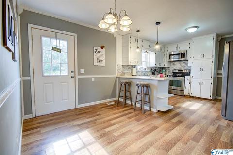 211 Babe Wright Rd, Grant, AL 35747 photo 11