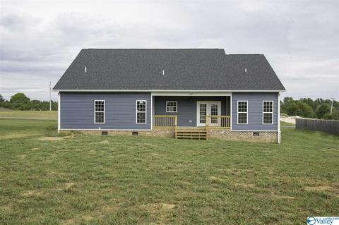35 Lashae Loop, Grant, AL 35747 photo 4