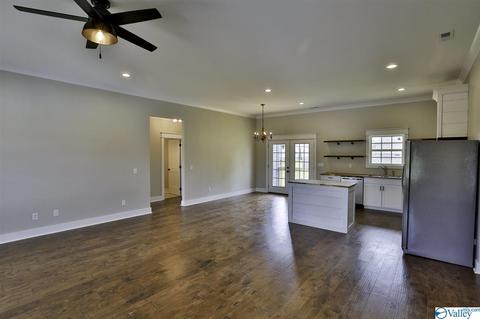 35 Lashae Loop, Grant, AL 35747 photo 8