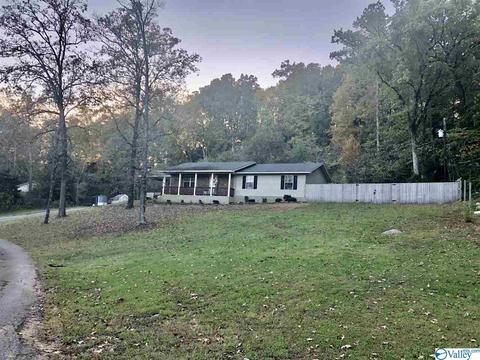 85 Meadow Crest Dr, Trinity, AL 35673 photo 2