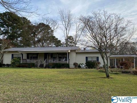 91 Click Dr, Grant, AL 35747 photo 2