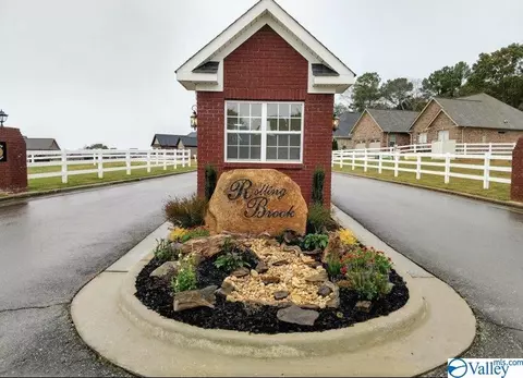 99 Rolling Brook Dr, Rogersville, AL 35652 photo 1