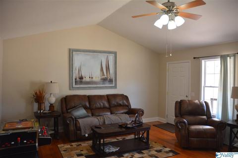 471 County Road 224, Dutton, AL 35744 photo 5
