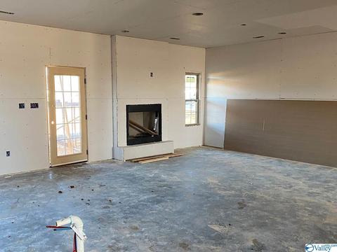 22580 Sharp Rd, Athens, AL 35613 photo 2