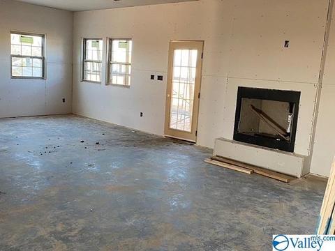 22580 Sharp Rd, Athens, AL 35613 photo 3