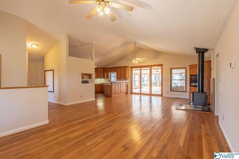 235 County Road 611, Section, AL 35771 photo 6
