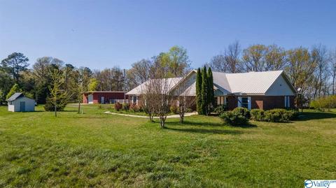 235 County Road 611, Section, AL 35771 photo 4