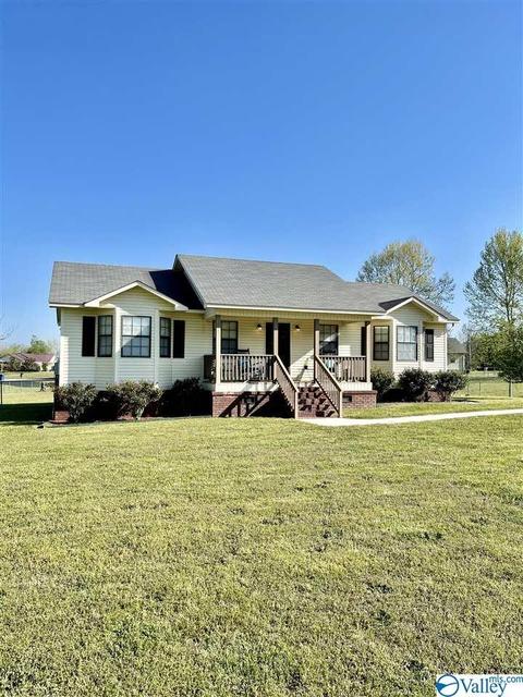140 Maple Cir, Arab, AL 35016 photo 1