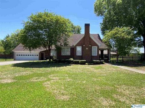 146 3rd Ave, Hamilton, AL 35570 photo 1