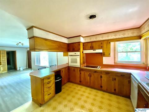 511 Centre St, Centre, AL 35960 photo 9