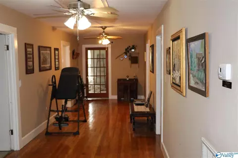 524 E Willow St, Scottsboro, AL 35768 photo 10