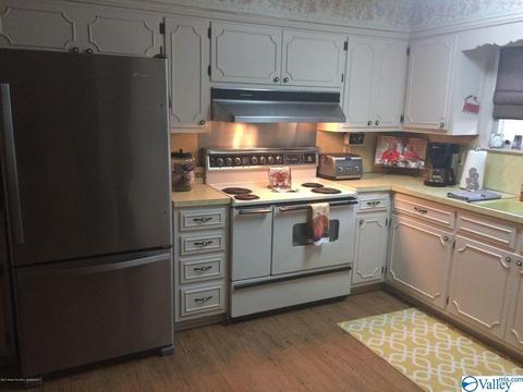 1689 Sentry Rd, Hamilton, AL 35570 photo 3