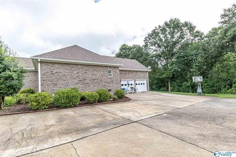109 Executive Dr, Arab, AL 35016 photo 3
