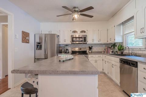 1407 Maple Ln, Arab, AL 35016 photo 8