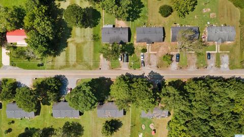 500 Hazel St, Centre, AL 35960 photo 1