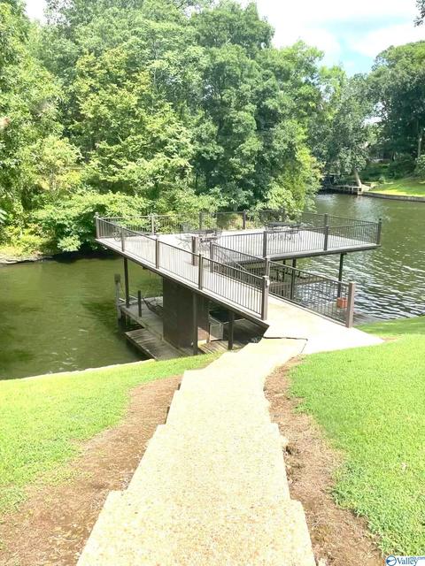 380 Cedar Point Ln, Killen, AL 35645 photo 3