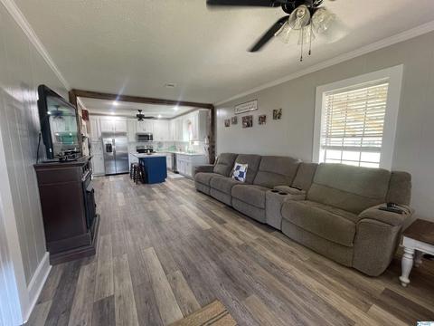 1255 E Main St, Centre, AL 35960 photo 2