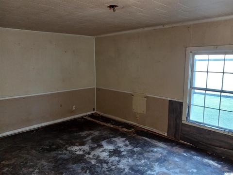 63 Lile St, Trinity, AL 35673 photo 2