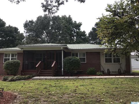 4635 Cornwall Dr, Cedar Bluff, AL 35959 photo 1