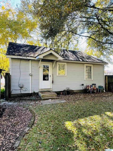207 E Mcclellan St, Athens, AL 35611 photo 6