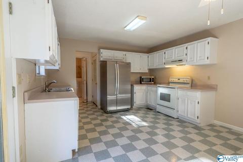 673 County Road 224, Dutton, AL 35744 photo 13