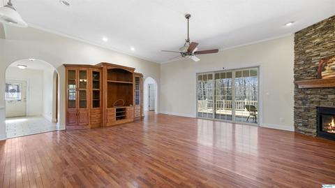 2188 E Upper River Rd, Decatur, AL 35603 photo 10