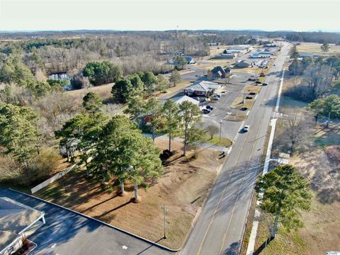 4898 Main St, Grant, AL 35747 photo 1