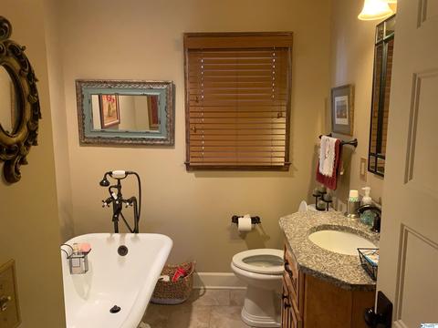309 7th Ave, Arab, AL 35016 photo 10