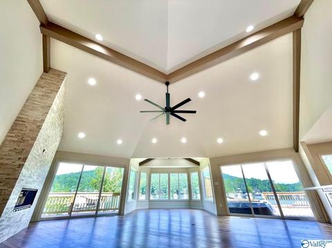 862 Honeycomb Rd, Grant, AL 35747 photo 5