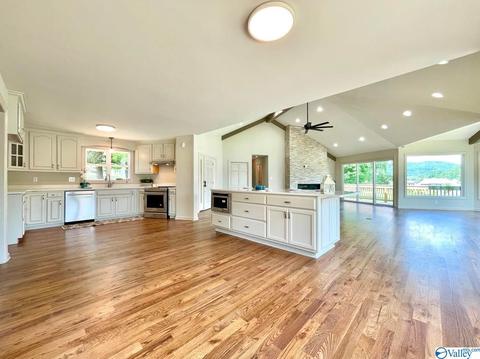 862 Honeycomb Rd, Grant, AL 35747 photo 6