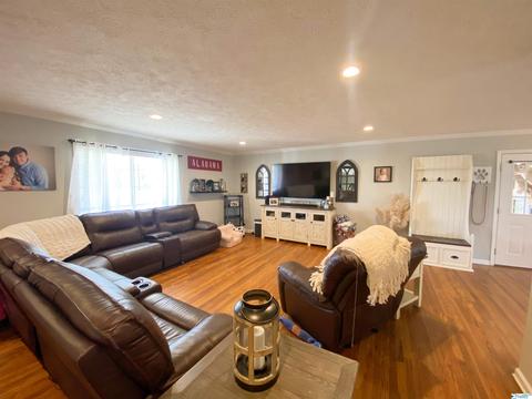 214 Sharp Dr, Gadsden, AL 35903 photo 5