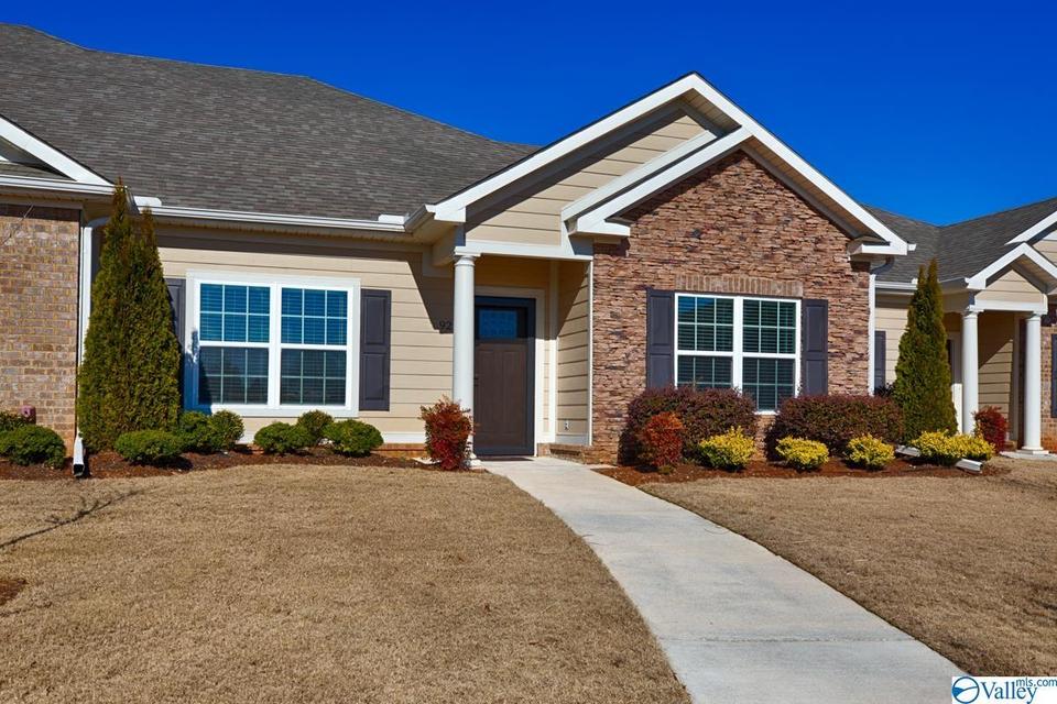 92 Moore Farm Cir 92, Huntsville, AL 35806 20 Photos