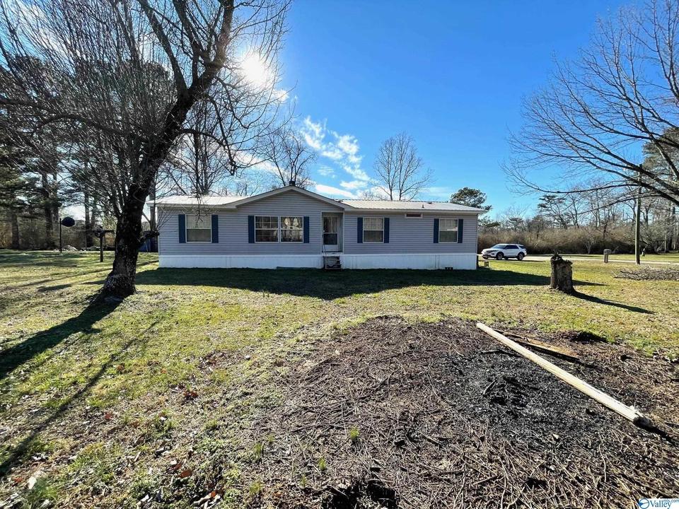 172 County Road 1923, Crossville, AL 35962 31 Photos MLS 1799676