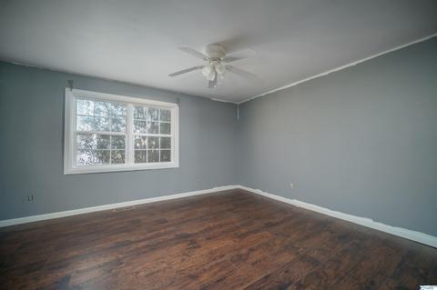193 Ayers Cir, Grant, AL 35747 photo 9